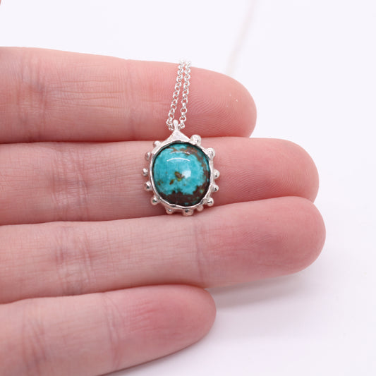 Sierra Nevada turquoise necklace set in sterling silver with an organic sculptural bohemian look