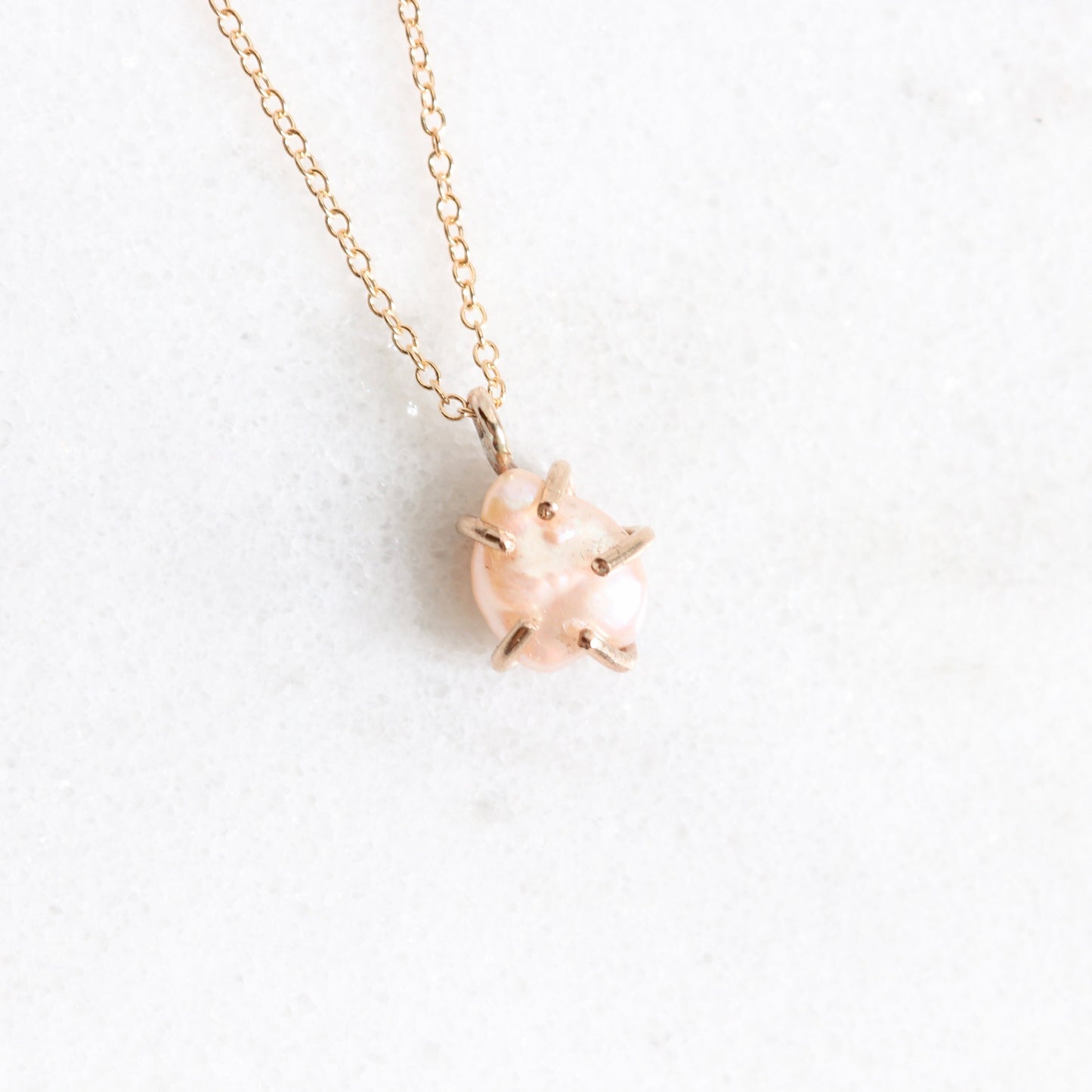 natural freshwater baroque pearl necklace