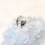 Load image into Gallery viewer, Tibetan quartz gemstone ring
