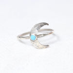 Load image into Gallery viewer, Crescent Moon Ring in Silver
