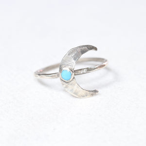 Crescent Moon Ring in Silver