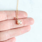 Load image into Gallery viewer, natural freshwater baroque pearl necklace
